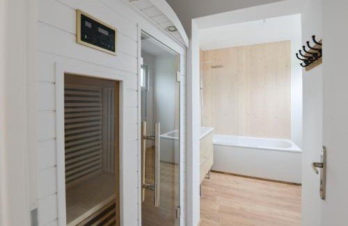 Sainte-Honorine-des-Pertes House | Le D-Day - Sauna - A moins de 2 km de la plage