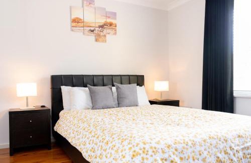 Orange House | Le Dar