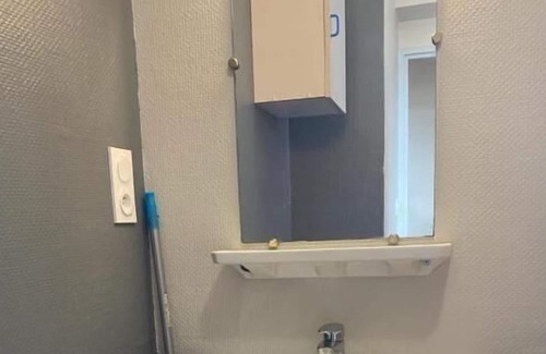 Tarbes Apartment | Le Debussy-studio- Parking-centre Ville-wifi Fibre