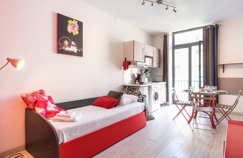 Saint Michel - Mairie Apartment | "LE DIAMANT" -Central, with Balcony