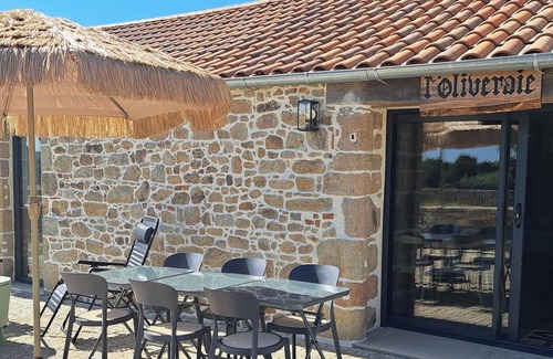 Saint-Christophe-du-Bois House | Le Domaine de la Haye - Luxury gîte "L'Oliveraie - 15 minutes from Puy du Fou