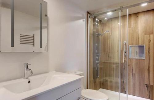 Saint-Sauveur Apartment | Le Domaine Chambre d'hôtel à Saint-Sauveur