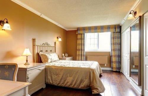 Saint-Sauveur Apartment | Le Domaine Chambre d'hôtel à Saint-Sauveur