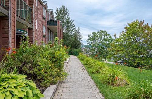 Saint-Sauveur Apartment | Le Domaine Chambre d'hôtel à Saint-Sauveur