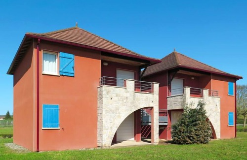 Prayssac Apartment | Le Domaine de Claire Rive by Interhome