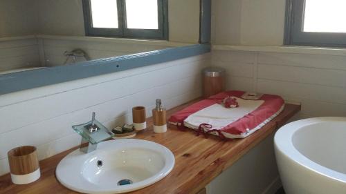 Coaraze Bed & Breakfast | Le Domaine de la Feuilleraie