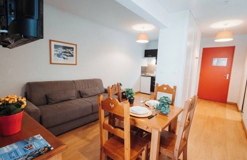 Ax-les-Thermes Apartment | Le Domaine de la Vallée d'Ax 2P4C Clim