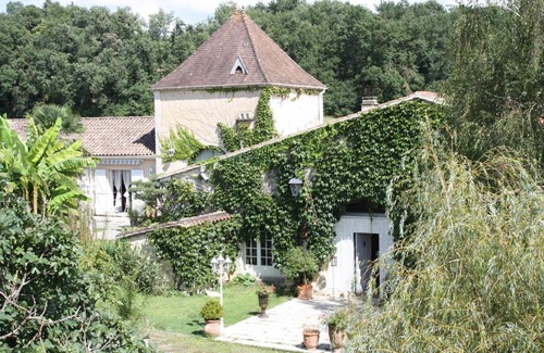 Faleyras Bed & Breakfast | Le Domaine De La Lézardière B&B