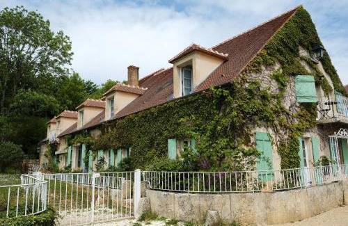 Chevroches Bed & Breakfast | Le Domaine des Carriers