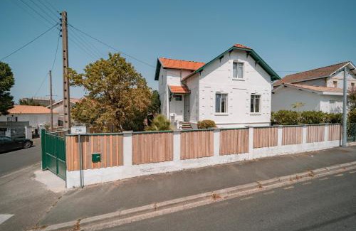 Talence Villa | Le Domaine du petit Basque -20 pers