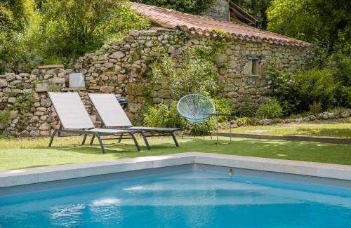 Belveze Bed & Breakfast | Le Domaine Sainte Raffine, piscine, charme et insolite