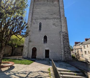 Blois Apartment | Le Donjon Beauvoir - appartement insolite au centre de Blois