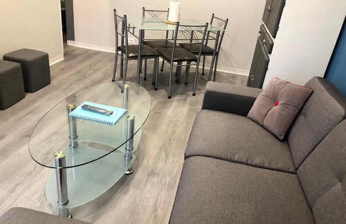 Saint-Martin de Brehal Apartment | LE DRAKKAR - 1 chambre - 4 personnes - Proximité de la plage