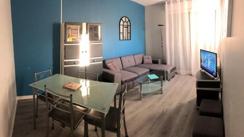 Saint-Martin de Brehal Apartment | LE DRAKKAR - 1 chambre - 4 personnes - Proximité de la plage