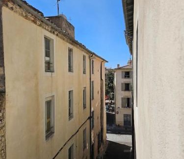 Nimes City Centre Apartment | Le Duplex du marin nîmois - Une Nuit à Nîmes
