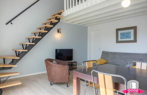 Chateaudun-Bannier Apartment | Le Duplex Ensoleillé du Parc * Parking * Balcon *
