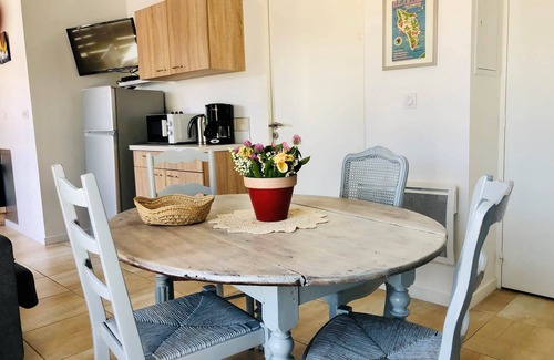 La Cotiniere Apartment | LE DUPLEX, Gîte 2. Clos des Aigrettes, 30m from La Cotinière’s Port