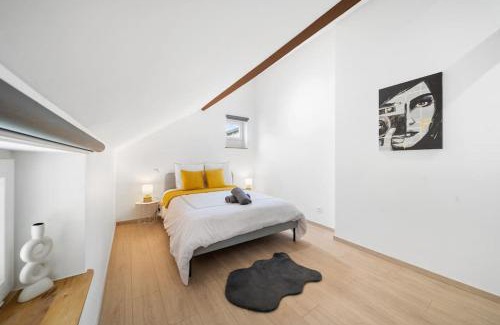 Chalon-sur-Saone Apartment | Le Duplex Moutarde