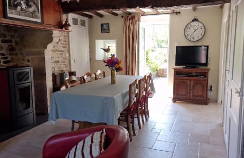 Saint-Maurice-en-Cotentin House | Le Dy en fleurs