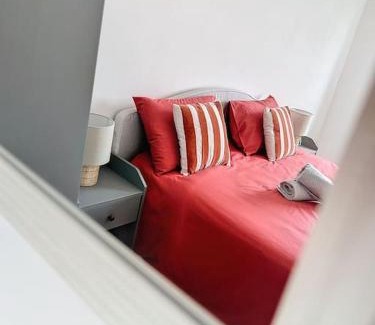 Centre Ville Apartment | Le Emmanuel - Place du change