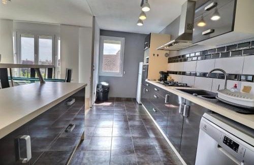 Troyes Apartment | Le Factory - Grand & Lumineux - Mon Groom