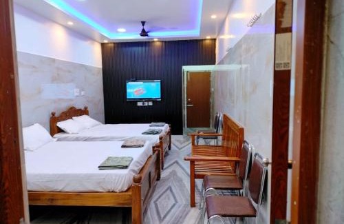 Courtallam House | le falls 2