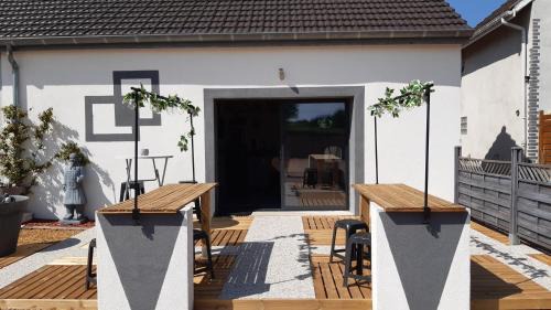 Viry Apartment | LE FER A CHEVAL