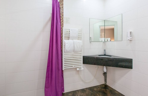 Ivry-port Hotel | Le Figuier