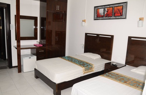 Port Mathurin Hotel | Le Flamboyant Hotel