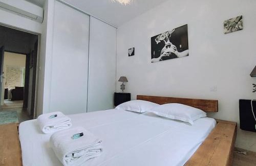 Quartier Administrations Apartment | Le Flavio à 2 pas des Arenes