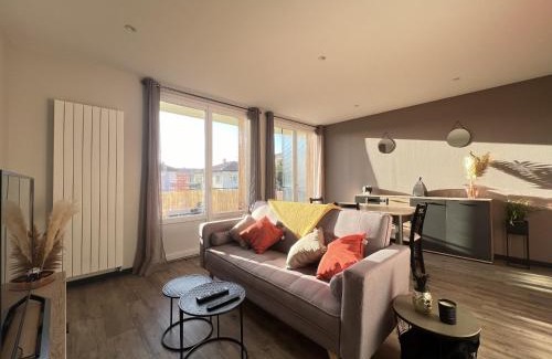 Trois Cocus - Borderouge - Croix-Daurade - Paleficat Apartment | Le Floral - 2p - Lumineux & Calme - Parking - Wifi