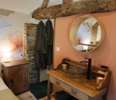Saint-Jean-d'Elle House | Le fournil avec bain nordique