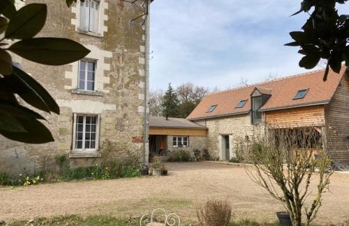 Nazelles-Negron House | Le Gîte de Moquesouris