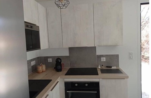 Nans-les-Pins Apartment | LE Gîte LA Maison DE Papou Le Tilleul