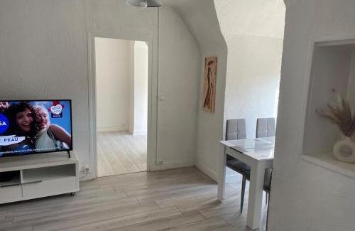 Gien Apartment | Le Gambetta