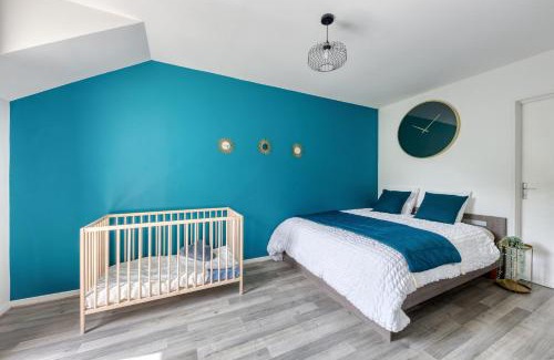 Cergy Apartment | LE GARDEN - 4 Chambres-8 Personnes Idéal famille,Groupe-amis-Jardin-Barbecue-babyfoot-Wifi