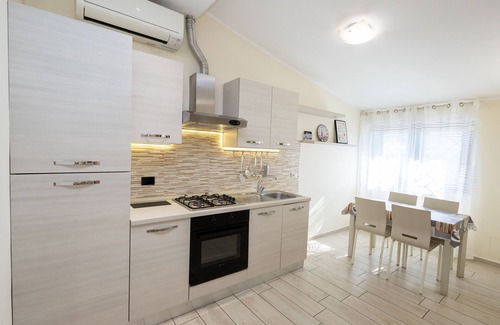 Zona XXX Castel Fusano Apartment | Le Ghiande Guest House