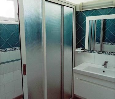 Tunis Villa | Le ghwazi
