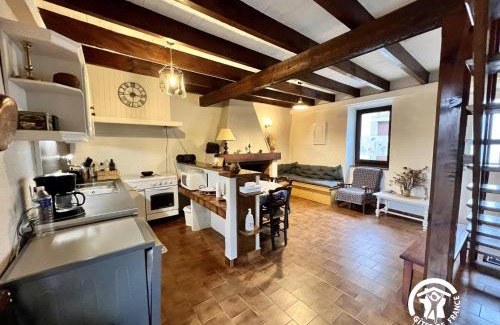 Limousis House | Le gite fleuri