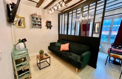 Bonne-Nouvelle Hostel | LE Globe