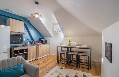 Tarbes Apartment | Le Grand Arsenal - Three Bedroom Apartment, Sleeps 6