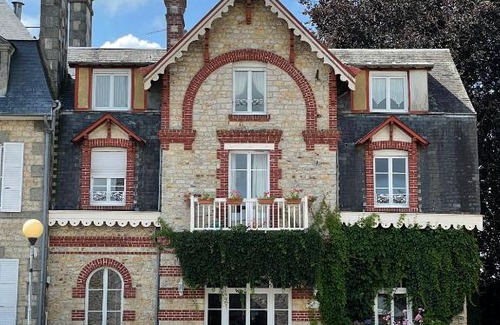 Bagnoles-de-l'Orne Apartment | Le Grand Chalet