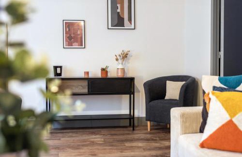 Old Town Apartment | Le Grand Colbert - By PrestiPlace