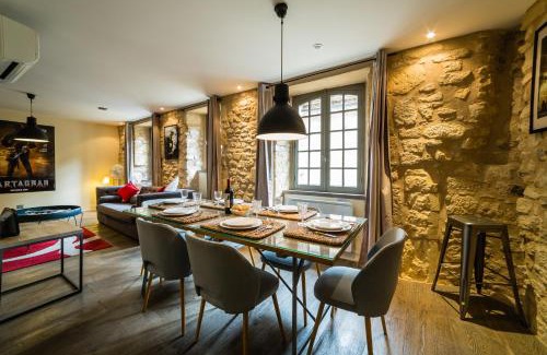 Sarlat-la-Caneda Historic Center Apartment | Le Grand Duplex de Rafael
