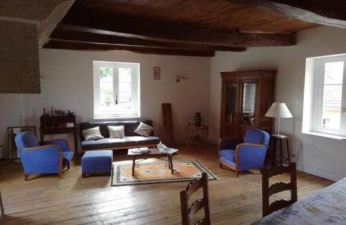 Dole Villa | Le Grand Feuvrier