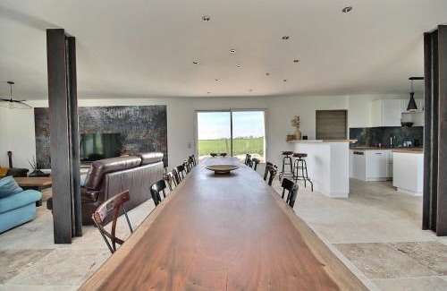 Josnes House | Le Grand Gîte des Moyens-Ducs