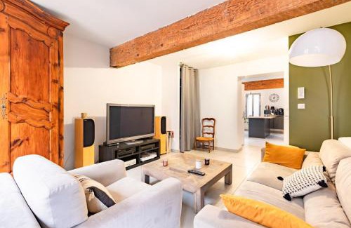 Castanet-Tolosan Apartment | Le Grand Jany Spacious T4 with Terrace