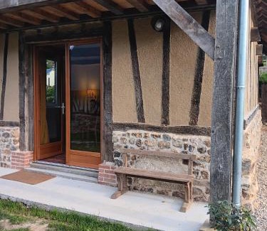 Saint-Christophe-sur-Conde House | Le Grenier