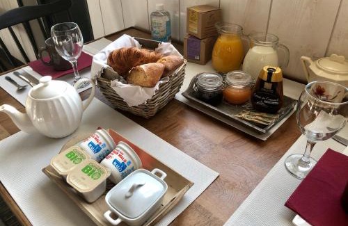 Pontorson Bed & Breakfast | Le Grenier du Jardin