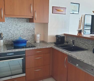 Granville Apartment | Le Guépratte